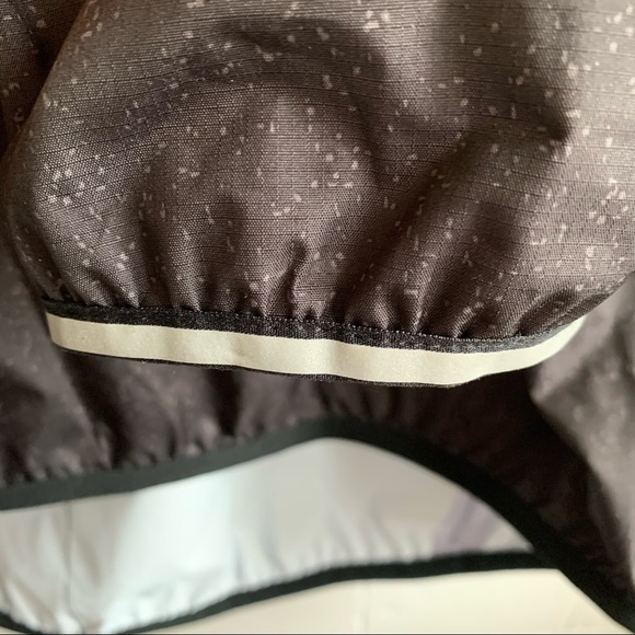 Décathlon Rain shell running jacket New! - Picture 13 of 14